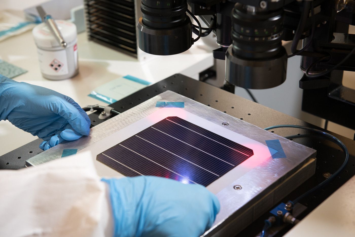 Trina Solar franchit un nouveau seuil avec son module solaire tandem de 808 W