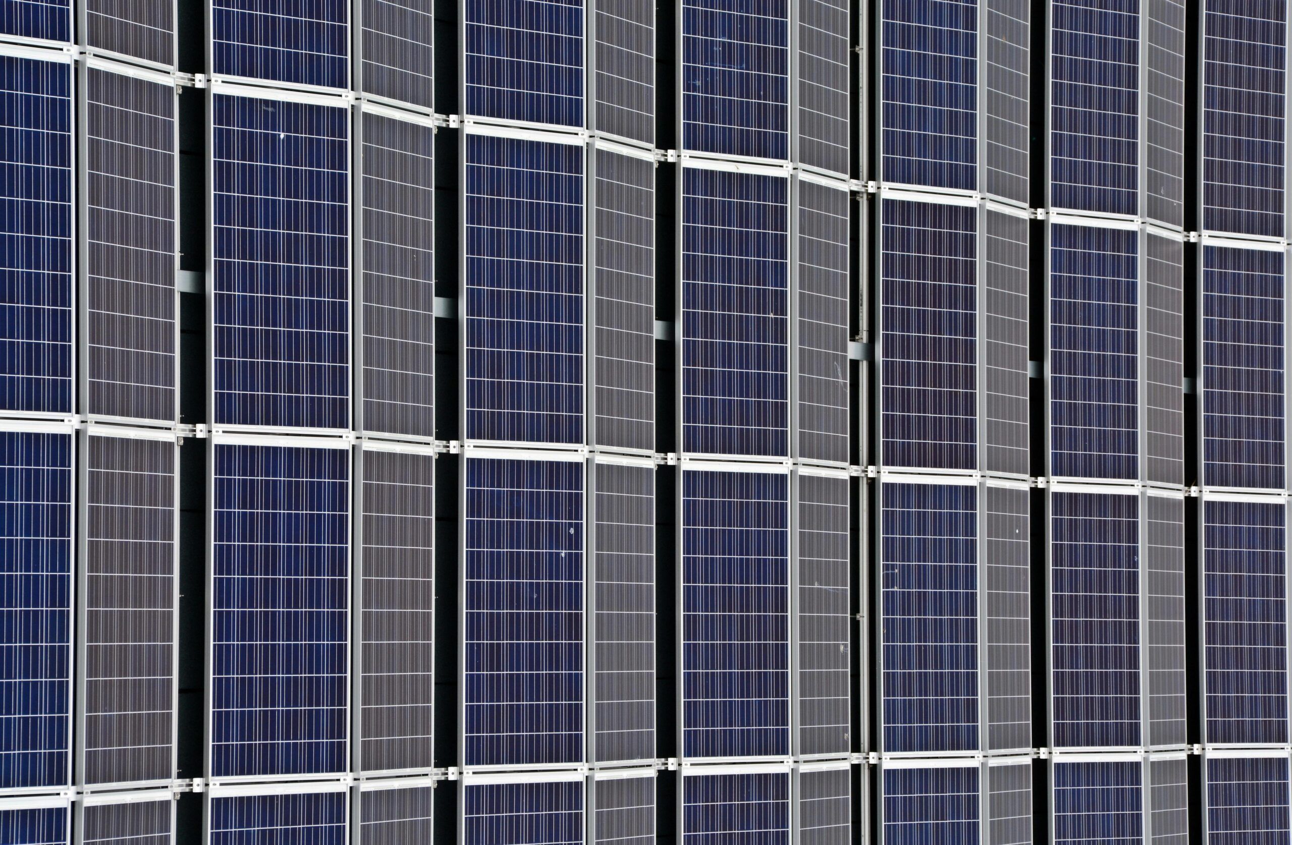 Énergie solaire : le succès des centrales citoyennes en France