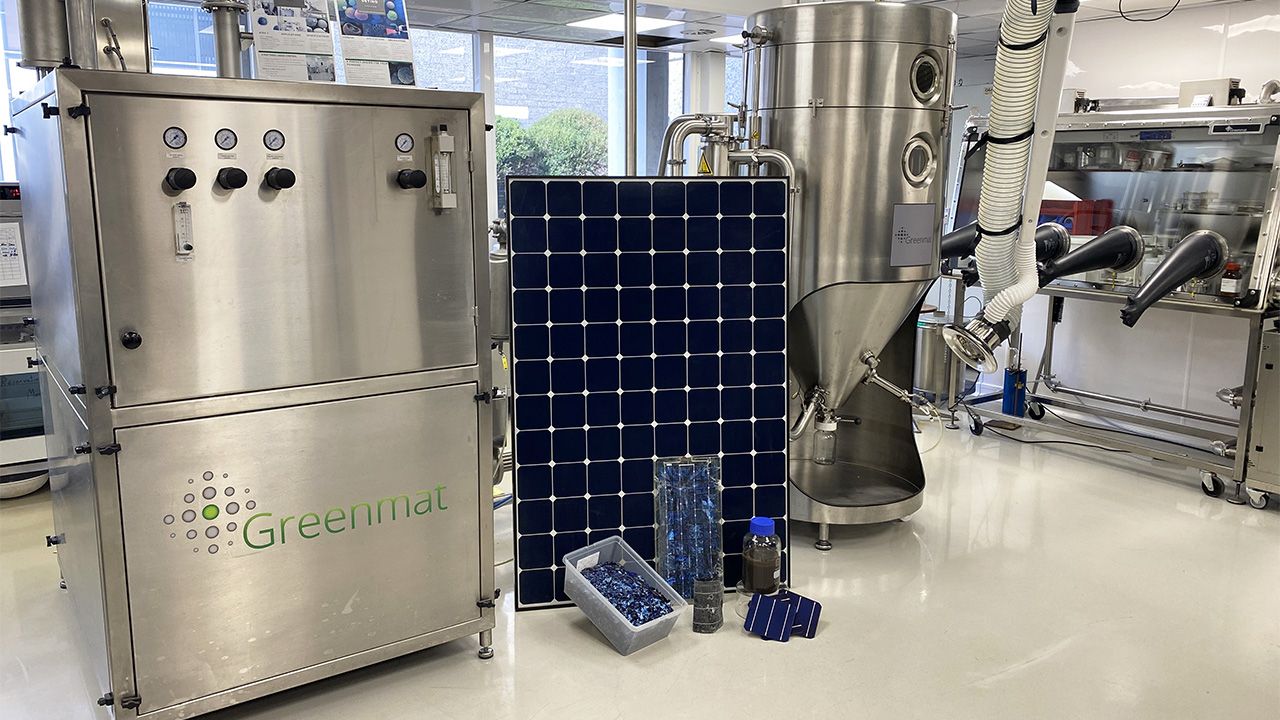Du silicium recyclé pour les panneaux photovoltaïques : enjeux, techniques et perspectives
