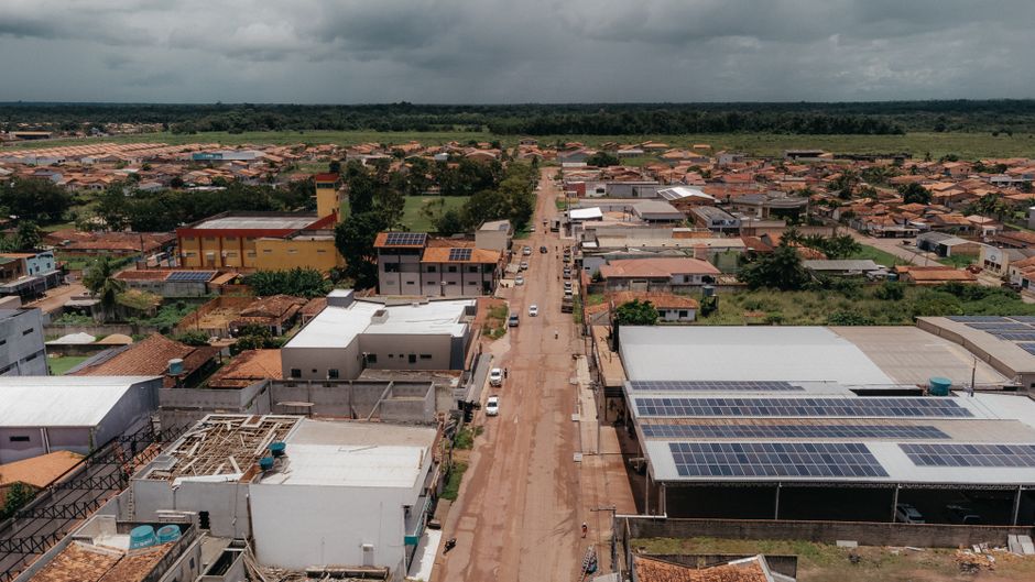 Mâcon inaugure sa centrale solaire de la Grisière : un modèle d’autoconsommation collective et de financement citoyen