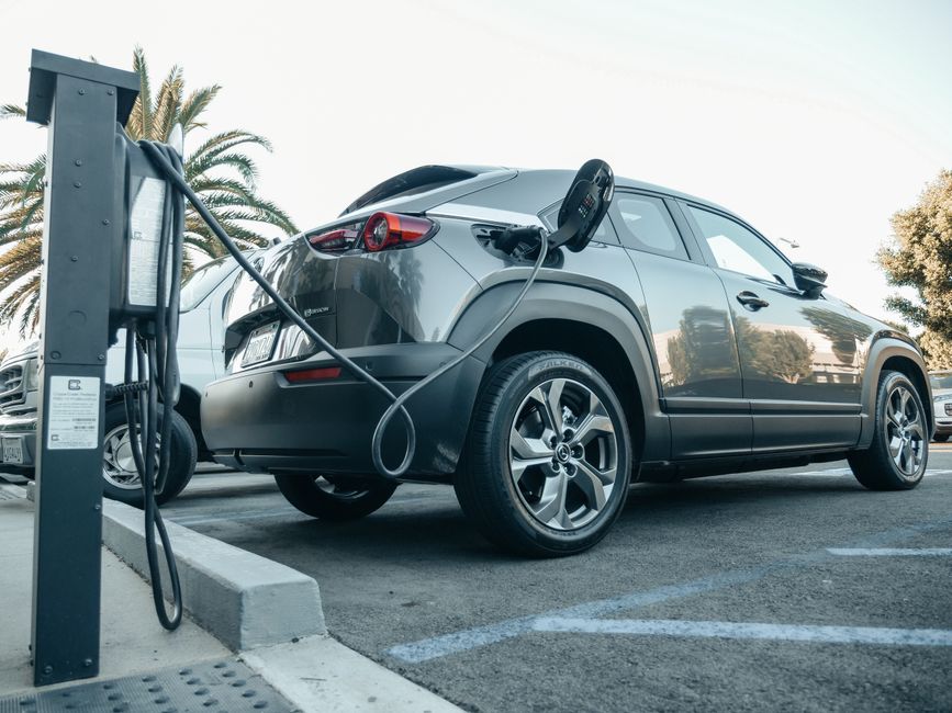 Campagne "Électrifions la France" : le gouvernement accélère la transition électrique en 2026