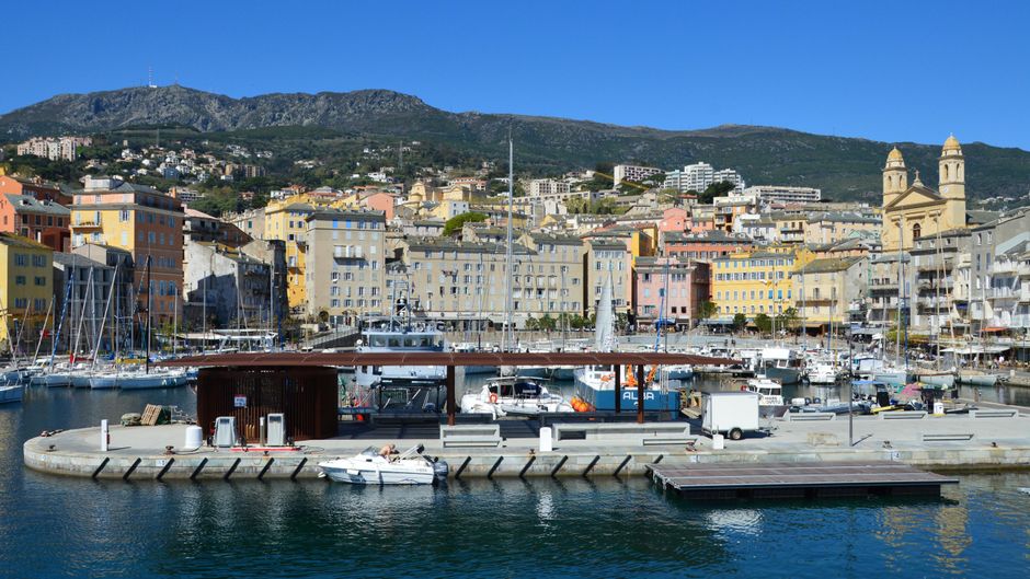 Les meilleurs installateurs de panneaux solaires à Bastia