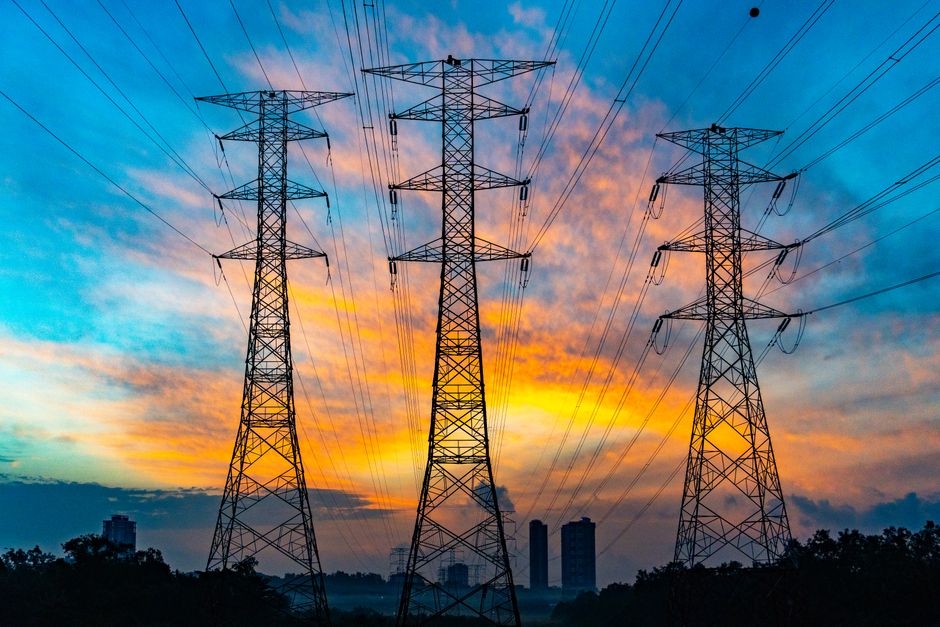 Les réseaux électriques français sous tension : 10% du territoire saturé pour les énergies renouvelables