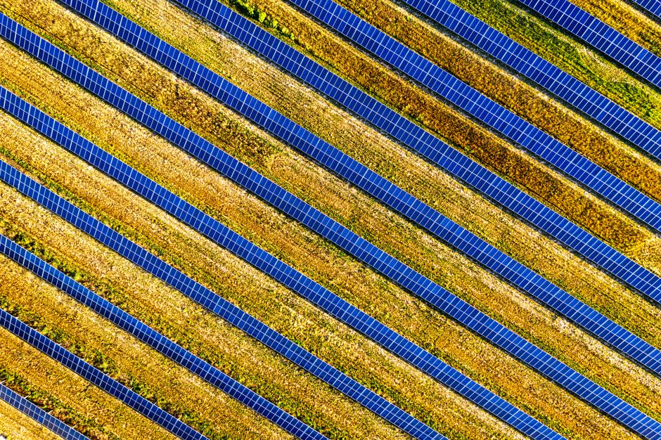 Record mondial : 24 % de rendement pour un module photovoltaïque en pérovskite de grande taille
