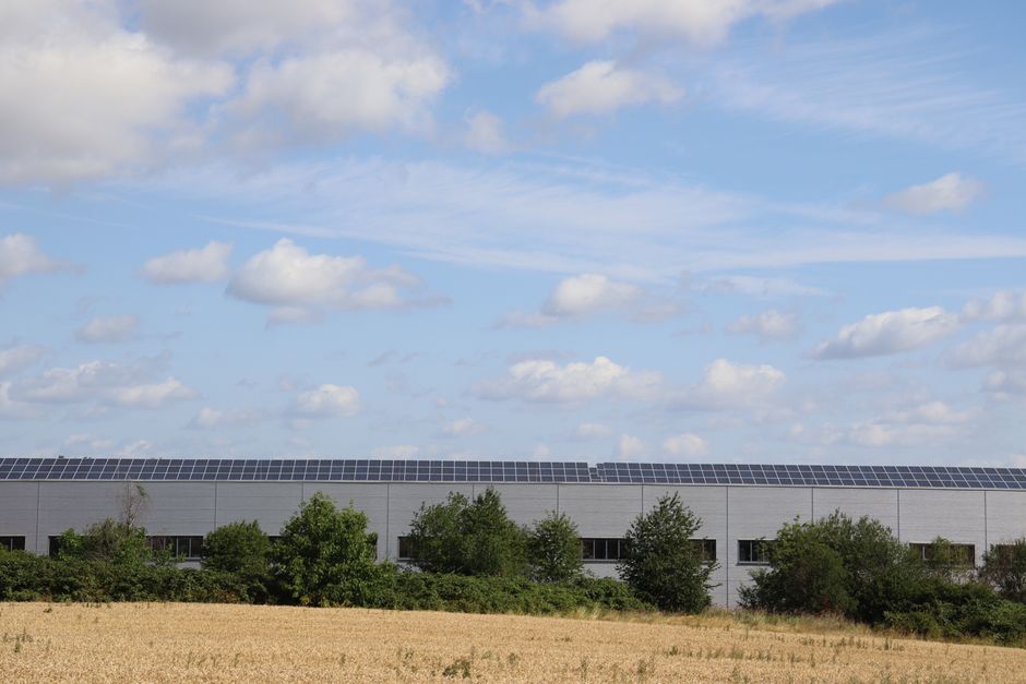 Achat groupé photovoltaïque : les agriculteurs de Bretagne et Pays de la Loire s'engagent dans l'agrivoltaïsme