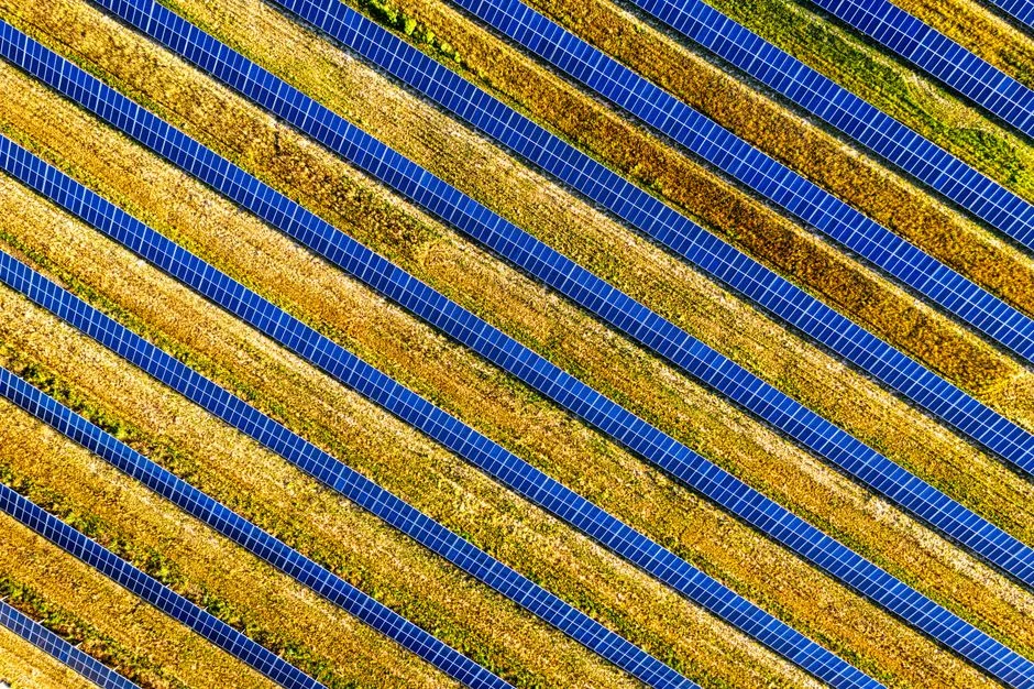 Agrivoltaïsme à Sombernon : Akuo associe trackers solaires et grandes cultures