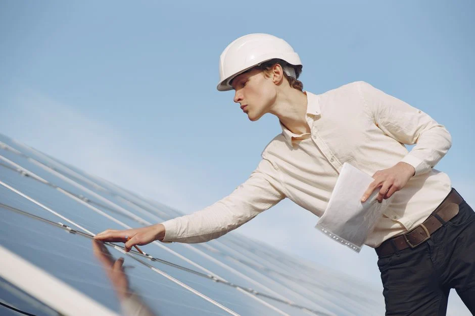 Choisir son installateur photovoltaïque : RGE, assurance, devis