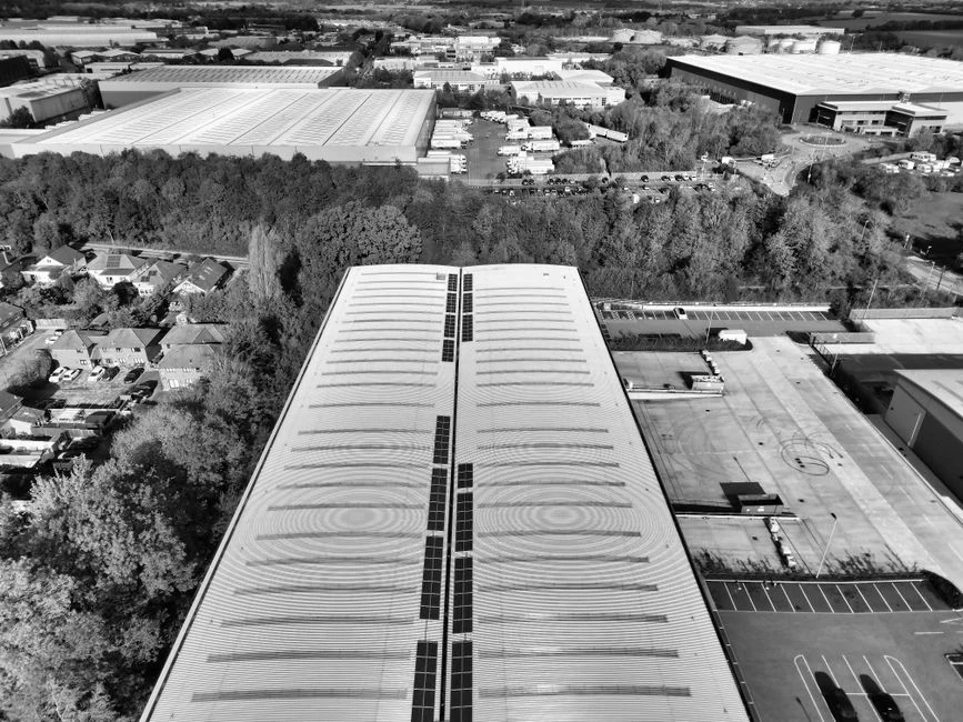 Appel d’offres petit PV : 963 MWc proposés pour 288 MWc, le prix moyen chute à 75,48 €/MWh