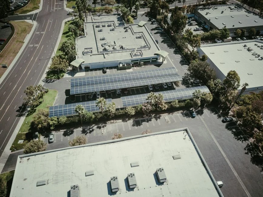 Perpignan : une batterie de 215 kWh vient épauler le solaire du tiers lieu « Les 5 éléments »