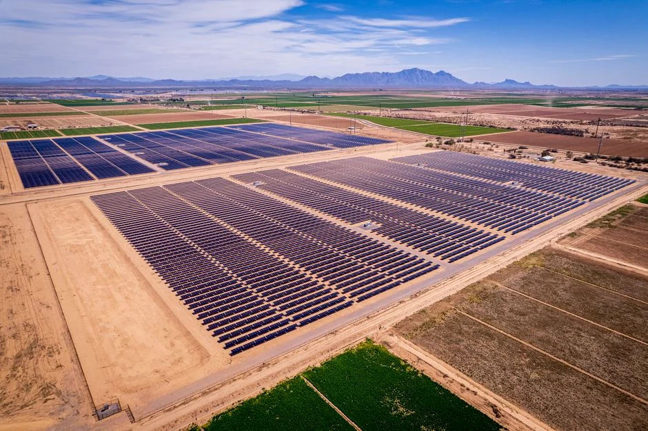 Cellules solaires TOPCon : les prix chinois rechutent après la Golden Week, la filière parle de prix planchers