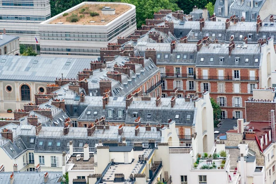 Solaire en copropriété : une réunion publique à la mairie du 13ᵉ, à Paris, le 3 novembre