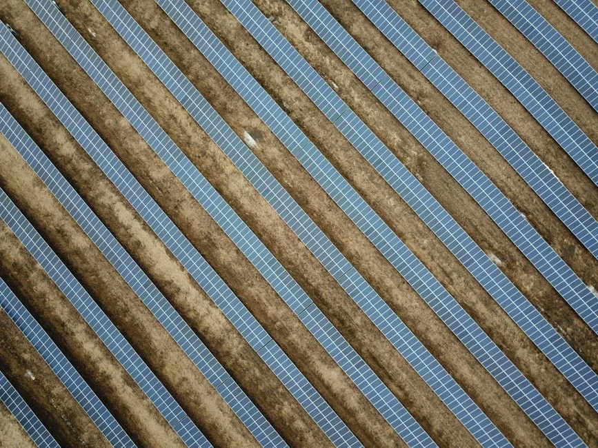 Rapport du PNUE 2026 : la limite de 1,5 °C sera dépassée, le monde file vers +2,6 °C