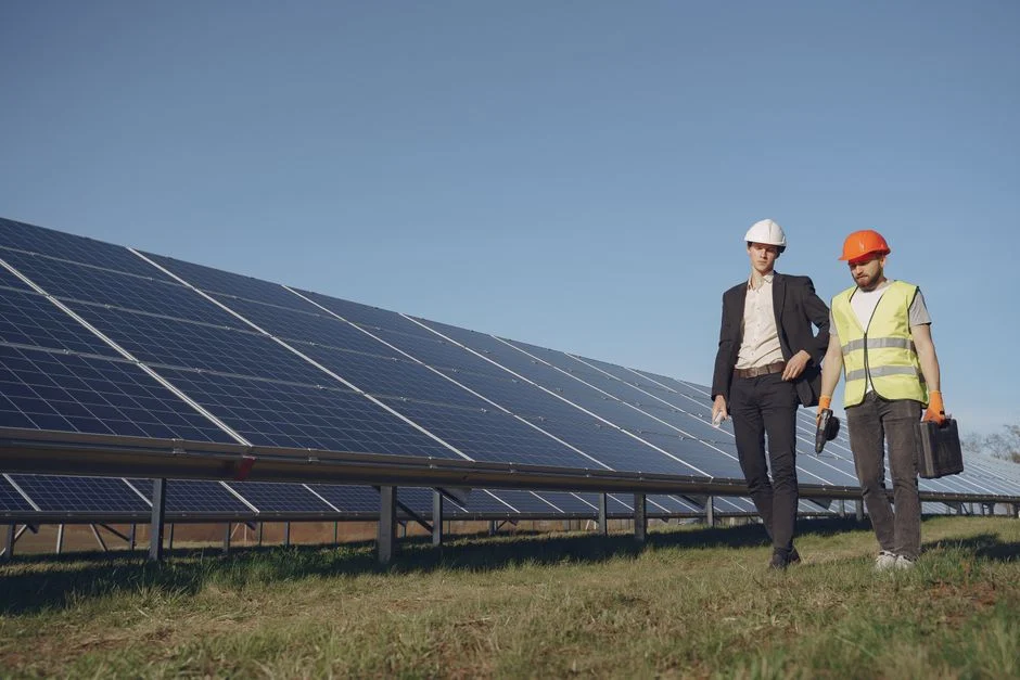 Parc du Buisson : ENGIE construit sa première centrale solaire avec batteries en France